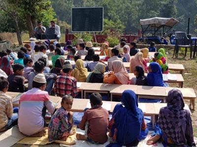 Escuelas Aldeas 2 svg%3E